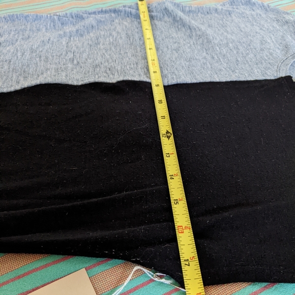 Upcycled two tone tee - Picture 3 of 4